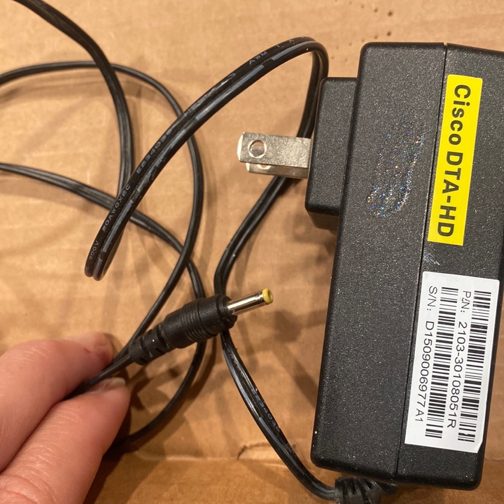5️⃣/5️⃣ Cisco DTA-HD switching power supply wall plug